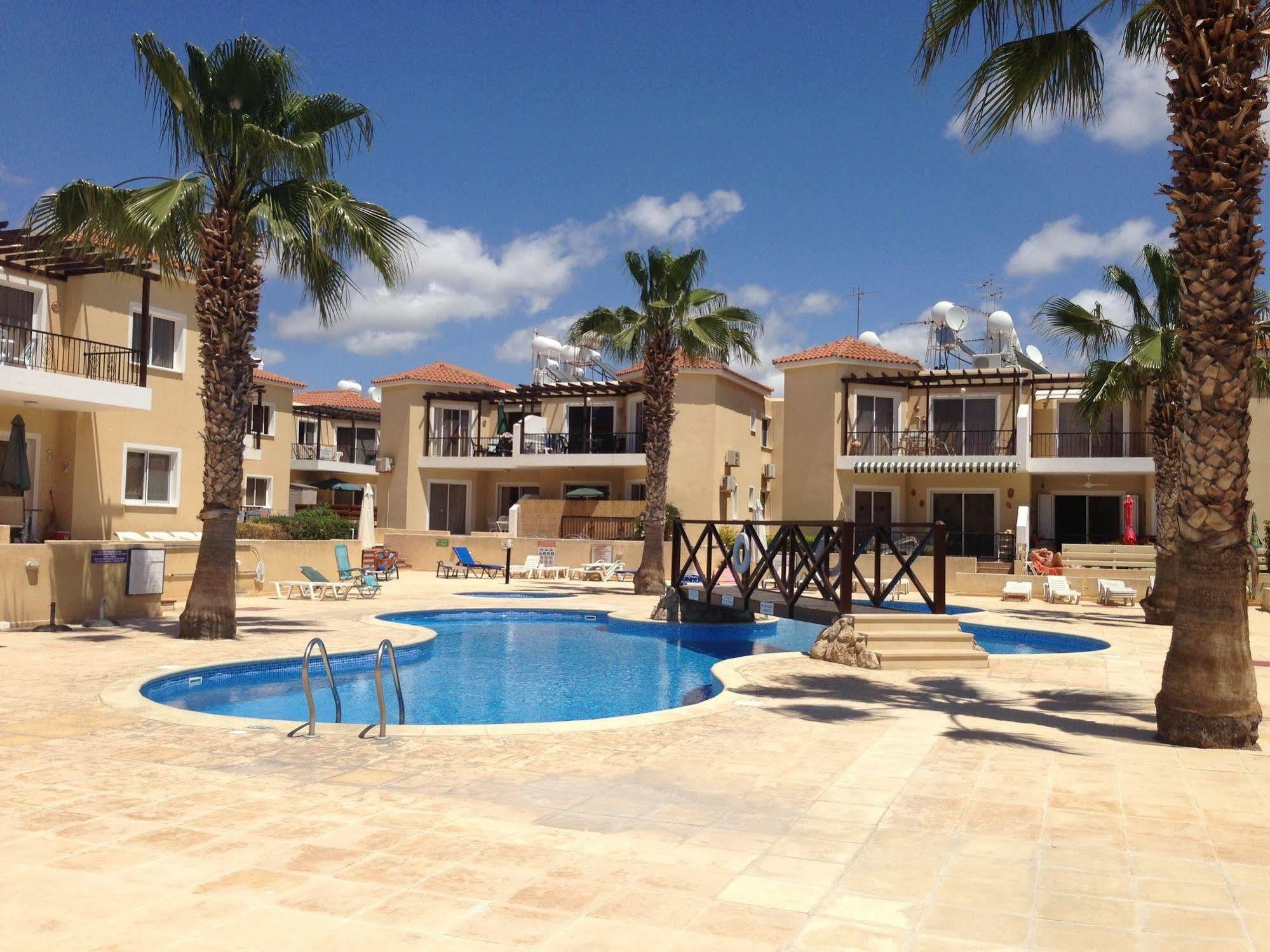Sirena Sunrise, Apartment 4 Paphos Ngoại thất bức ảnh