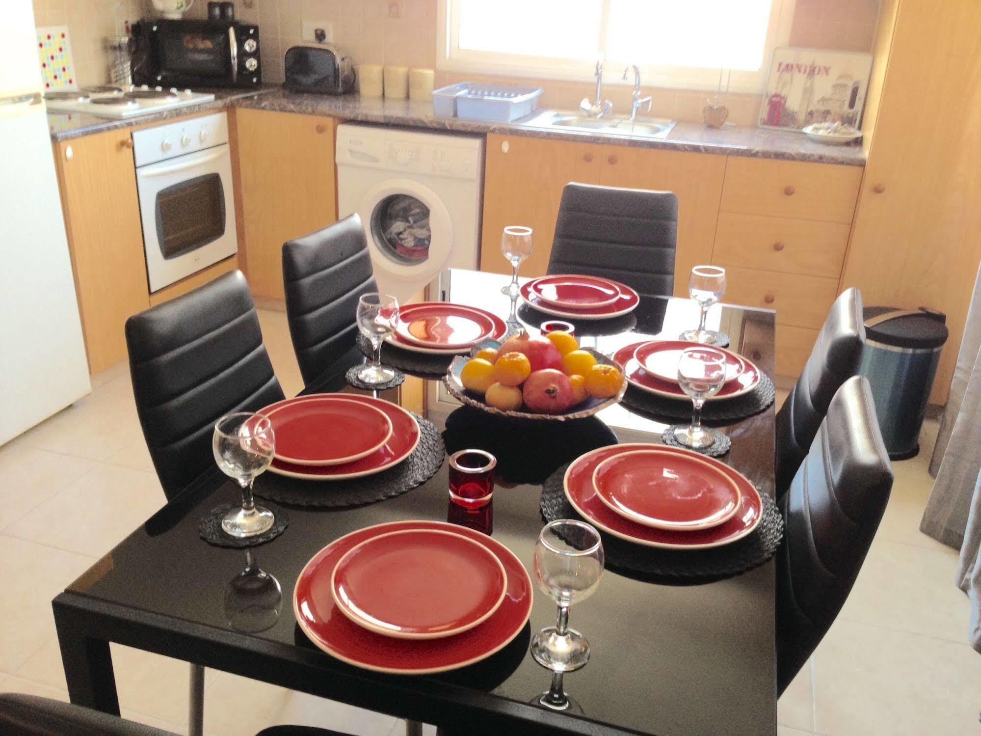 Sirena Sunrise, Apartment 4 Paphos Ngoại thất bức ảnh