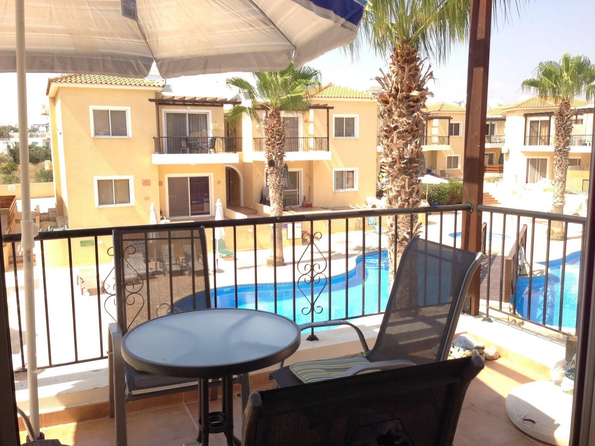 Sirena Sunrise, Apartment 4 Paphos Ngoại thất bức ảnh