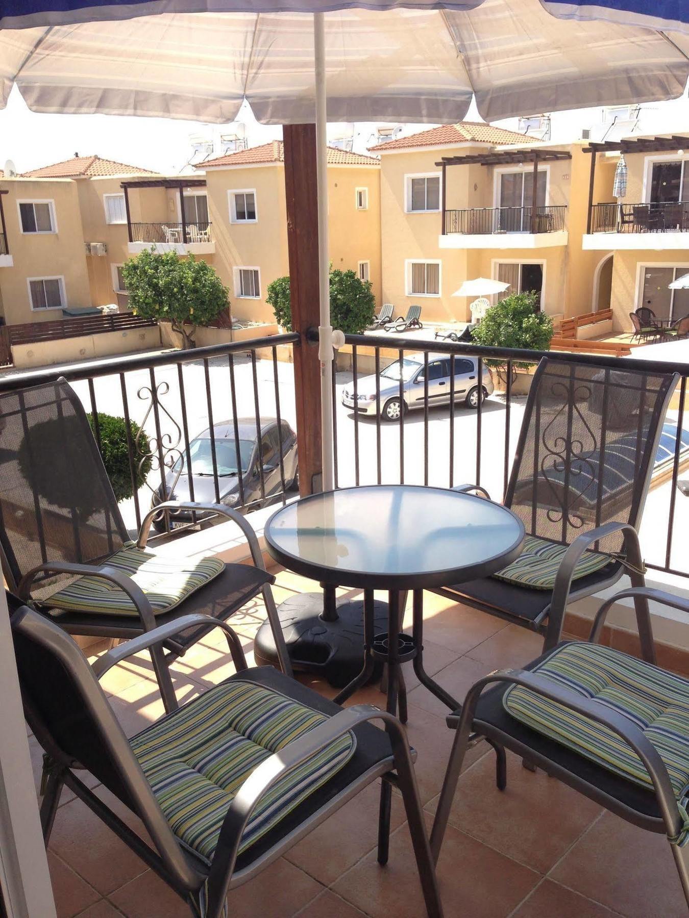 Sirena Sunrise, Apartment 4 Paphos Ngoại thất bức ảnh