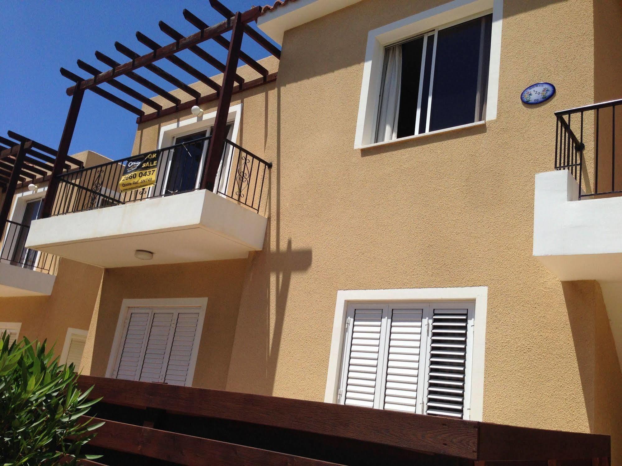 Sirena Sunrise, Apartment 4 Paphos Ngoại thất bức ảnh